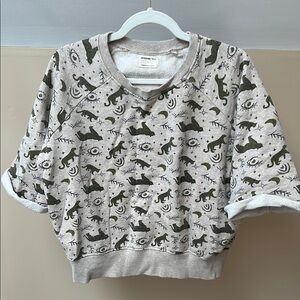 Jackson Rowe Beige and Green Patterned Raglan Short Sleeve Sweatshirt, L